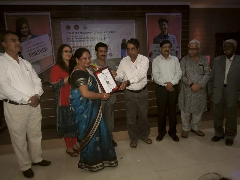 Good Samaritan Award being presented to Mrs. Minati Bindhani, 2021.